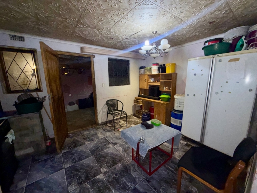 2 Bedroom Property for Sale in Mfuleni Western Cape